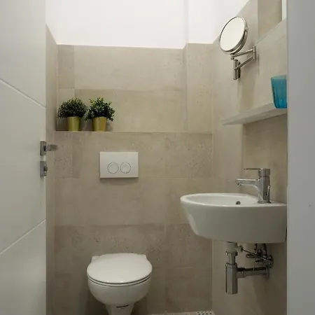 Modern Yellow 1bd - Near To Vitosha Boulevard By Flat Mаnager * Sofie