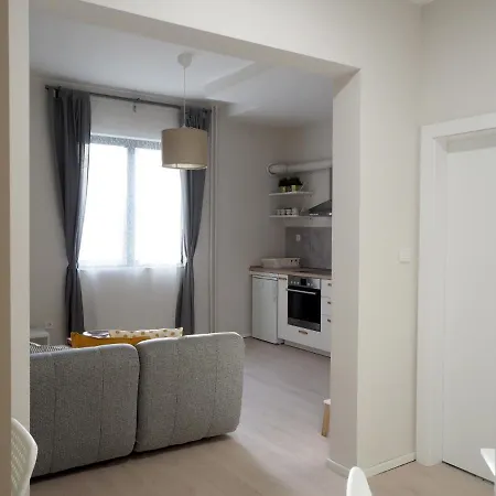 公寓 Modern Yellow 1bd - Near To Vitosha Boulevard By Flat Mаnager *